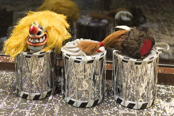 Basel fasching 2016 in der schweiz. Masken und Falltrommeln — Stockfoto