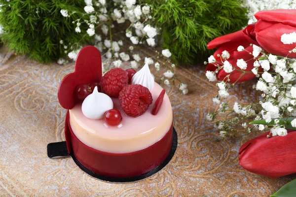 Żywy Kolor Malinowe Ciasto Waniliowe Mini Święto Miłości Impreza Świeży — Zdjęcie stockowe
