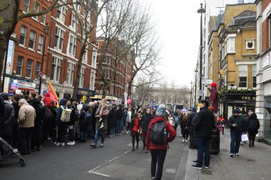 Londra, Birleşik Krallık, 25 Ocak 2020: Çin Yeni Yılı geleneksel Çin takviminde yeni yılın başlangıcını kutlayan Çin festivali..