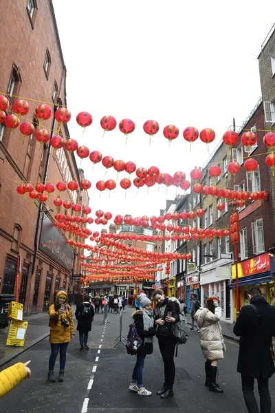Londres Reino Unido Enero 2020 Faroles Rojos Chinos Iluminan Lámparas — Foto de Stock