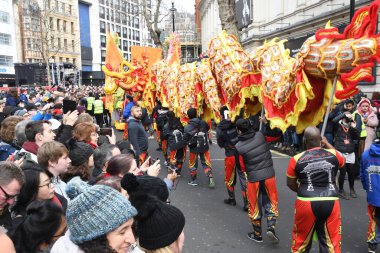 Londra, Birleşik Krallık, 25 Ocak 2020: Çin Yeni Yılı geleneksel Çin takviminde yeni yılın başlangıcını kutlayan Çin festivali..