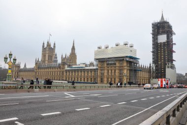 Londra, Birleşik Krallık, 24 Ocak 2020: Big Ben 'in yenilemesi, restorasyonu devam ediyor