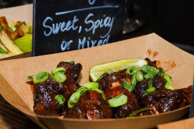 Taze Yemek Büfesi Yemek Yemeği Paylaşım Partisi Konsepti