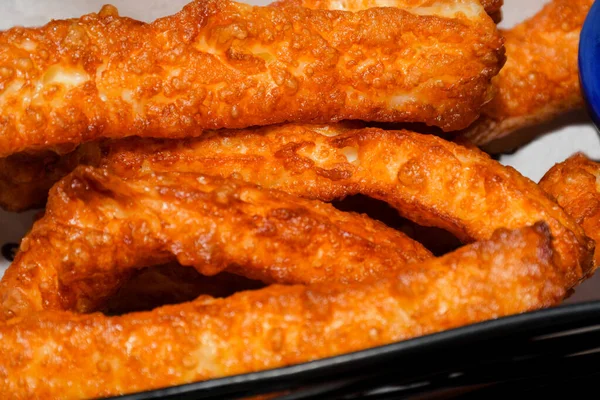 모차렐라 Mozzarela Stick 은두들겨 맞거나 모차렐라를 길게늘여 것으로 대개는 Hors — 스톡 사진