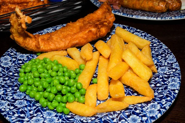 Fish Chips Een Warme Schotel Bestaande Uit Gebakken Vis Beslag — Stockfoto