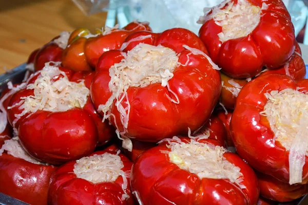 Variert Utvalg Sylteagurker Som Rød Paprika Fylt Med Kål Tomater – stockfoto