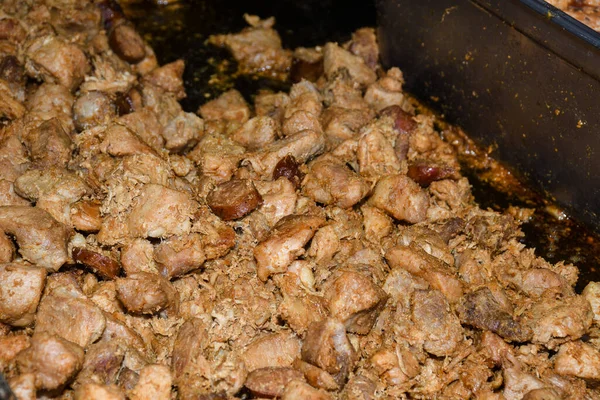 Insalubre Gorduroso Oleoso Mistura Partes Carne Fritando Grande Pote Durante — Fotografia de Stock