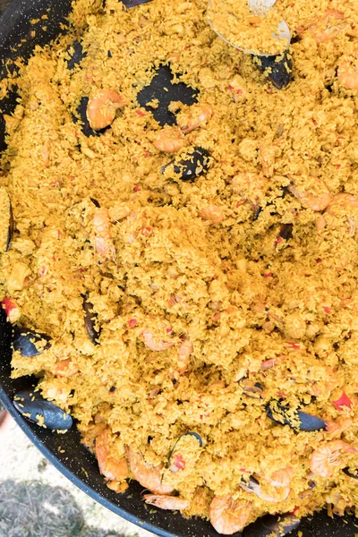 Paella Fructe Mare Gătită Într Wok Mare Tigaie Festival Mâncare — Fotografie, imagine de stoc