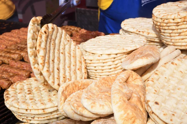 Tumpukan Roti Datar Pita Segar Gluten Free Lebanese Greek Specialist — Stok Foto