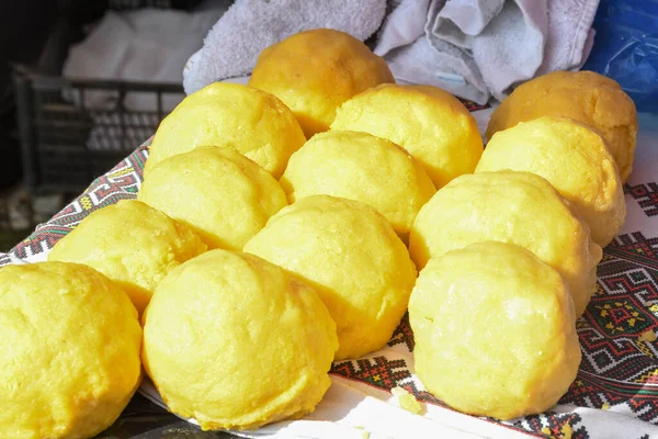 Balls Polenta Dan Keju Tengah Tengahnya Bernama Bulz Hidangan Tradisional — Stok Foto
