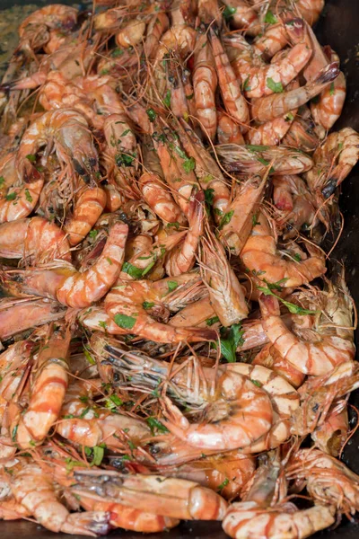 Camarones Frescos Mariscos Mezclan Cocinar Vapor Una Sartén Grande Wok — Foto de Stock