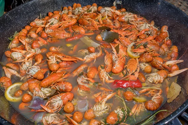 Camarones Frescos Mariscos Mezclan Cocinar Vapor Una Sartén Grande Wok — Foto de Stock