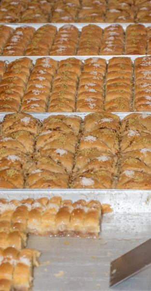 Tradiční Baklava Sladké Dezertní Lahůdky Kataif Pečivo Při Hotelové Brunch — Stock fotografie