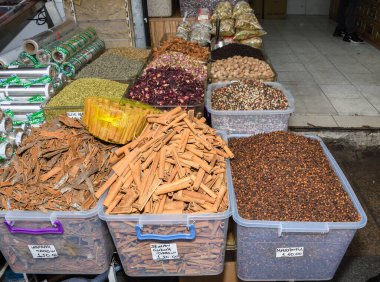 Mısır Çarşısı. İstanbul, Türkiye 'deki Baharat Pazarı kentin en büyük pazarlarından biri.