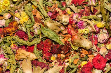 İstanbul 'da çeşitli çay ve baharatlar Türkiye' de ve Grand Bazaar 'da