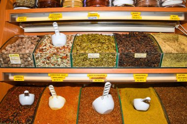 Mısır Çarşısı. İstanbul, Türkiye 'deki Baharat Pazarı kentin en büyük pazarlarından biri.