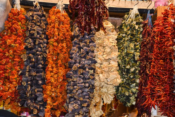 Dried Vegetables Hanging Grand Bazaar Turkey — Stock Photo, Image