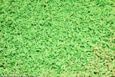 Piyasada çok renkli çözünür granüler çay..