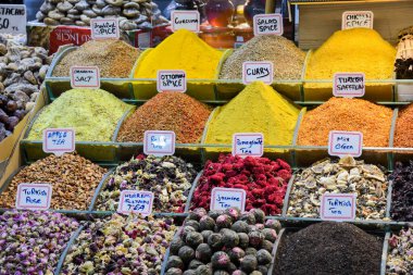 Mısır Çarşısı. İstanbul, Türkiye 'deki Baharat Pazarı kentin en büyük pazarlarından biri.