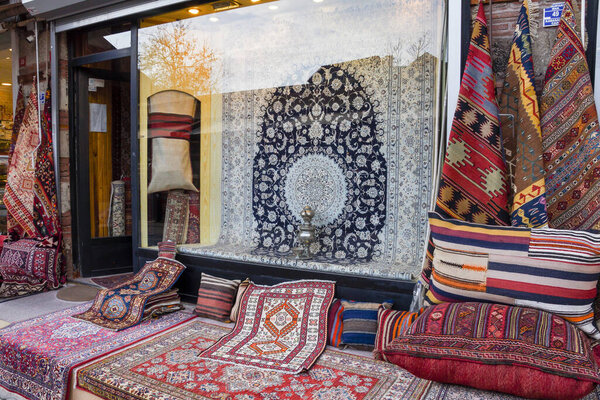 Gift shop. Persian shop. Oriental carpet. Istanbul. .