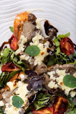 Sebzeli sarhoş ton balığı. Taze Gıda Yemek Yeme Konsepti