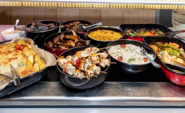 Yemek Büfesi Yemek Yemeği Partisi Paylaşım Konsepti, Paskalya brunch 'ı bir otelde ya da etkinlikte