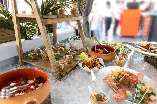 Luxe Catering Bij Het Zwembad Food Bloggers Event Banket Bruiloft — Stockfoto