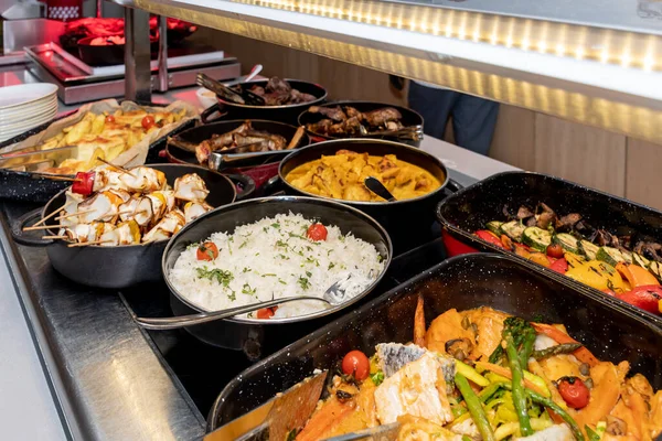 Yemek Büfesi Yemek Yemeği Partisi Paylaşım Konsepti, Paskalya brunch 'ı bir otelde ya da etkinlikte
