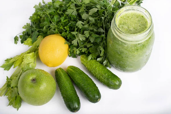 Potje Rauwe Groene Groente Smoothie Sap Met Citroen Komkommers Appel — Stockfoto