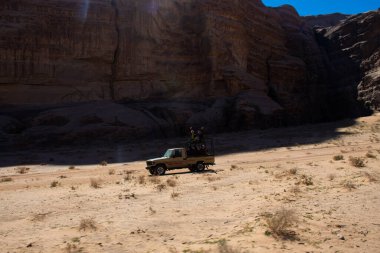 Amman, Ürdün, 17 Mart 2019: Wadi Rum (Ay Vadisi) Ürdün 'ün en güneyinde, Arap çölünün batı kıyısında yüksek bir platoda yer almaktadır..