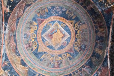 Caciulata, Romana, 09 Nisan 2019: Cozia Manastırı, Romanya 'nın en değerli ortaçağ sanat ve mimarisi eserlerinden biridir..