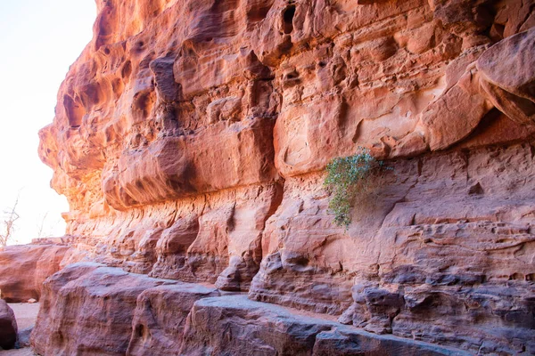 ワディ ヨルダン 2019年3月17日 砂漠のワディ ラム岩の形成と山 ワディ 月の谷 はヨルダンのはるか南 アラビア砂漠の西端に位置する — ストック写真