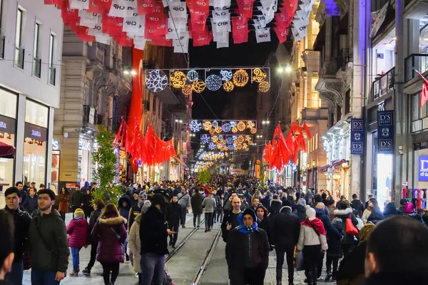 Estambul Turquía 2019 Istiklal Caddesi Taksim — Foto de Stock