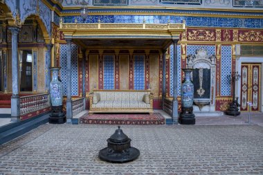 İstanbul, Türkiye, 20.12.2019: Topkapı Sarayı veya Seraglio, İstanbul 'un Fatih ilçesine bağlı büyük bir müzedir..
