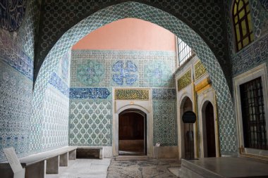 İstanbul, Türkiye, 20.12.2019: Topkapı Sarayı veya Seraglio, İstanbul 'un Fatih ilçesine bağlı büyük bir müzedir..