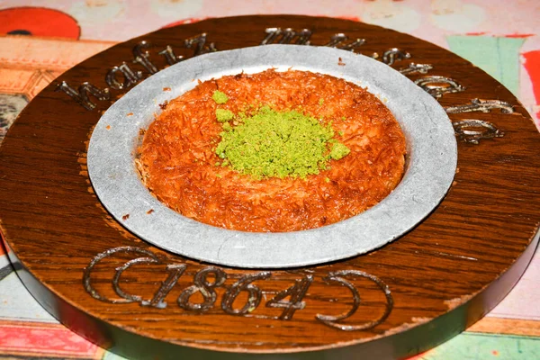 Istanbul Tyrkia 2019 Hafiz Mustafa Sjappe Istanbul Tradisjonelle Turkiske Desserter – stockfoto