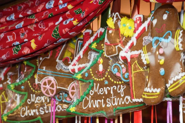 Muchas Galletas Jengibre Sobre Mostrador Durante Mercado Navidad Viena Corazón — Foto de Stock