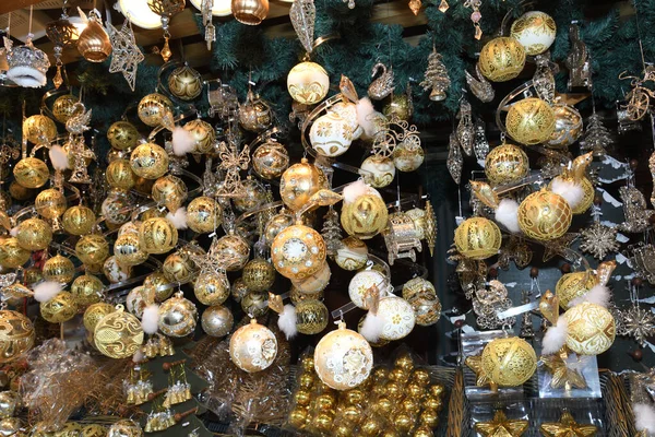 Weihnachtsschmuck Auf Dem Markt Wien Verkaufen Auf Dem Weihnachtsmarkt Westeuropa — Stockfoto