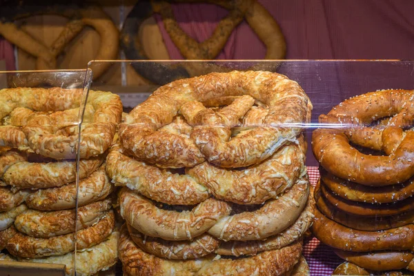 Bavorské Autentické Preclíky Pro Oktoberfest Nebo Podzimní Slavnost Vánoce Nebo — Stock fotografie