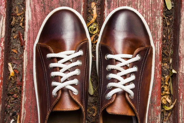 lace-up shoes for men