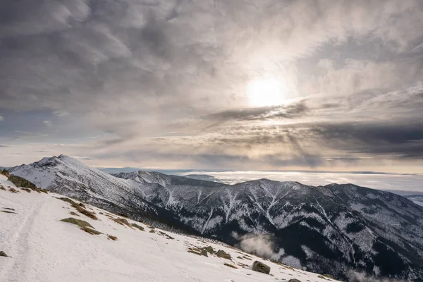 Schöne Wolken Der Winterlandschaft Den Bergen Der Slowakei Slowakei Niedere — Stockfoto