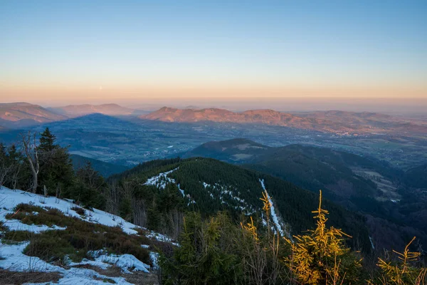 Widok Lyse Mountain Ostrawic Świerk Mountain Czechy Beskydy Lysa Hora — Zdjęcie stockowe