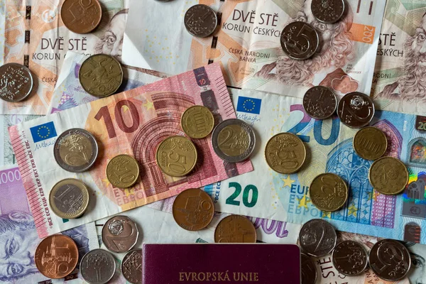 Pièces Billets Monnaie Tchèque Euro Avec Passeport Tchèque Tchèque Tchèque — Photo