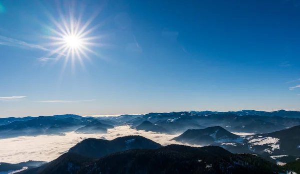 Západní Tatry Zasněžené Mlhou Údolí Zimě Slovensko Velky Choc 2020 — Stock fotografie