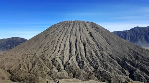 Volcanic ash in indonesia