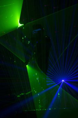 Disko lazer dansçı