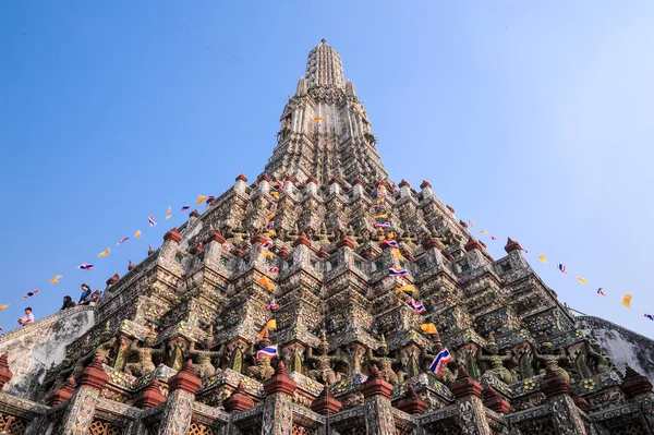 Wat Arun Ratchawararam Ratchawaramahawihan — Foto de Stock
