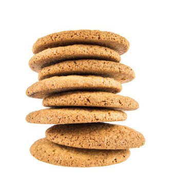 Beyaz arka planda yulaf ezmeli kurabiyeler