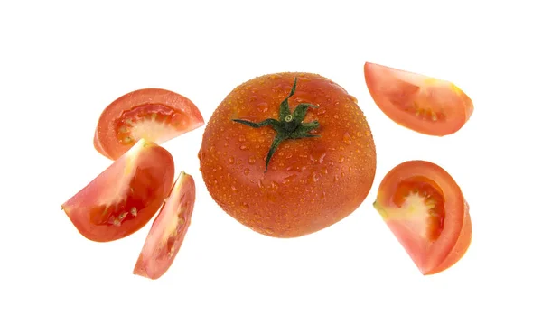 Tomate en rodajas sobre fondo blanco — Foto de Stock