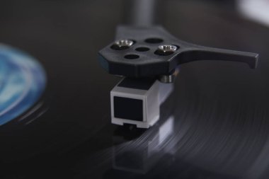 Plakçıyı Kapat Turntable Vinil Lp 'te İğne Gösterme
